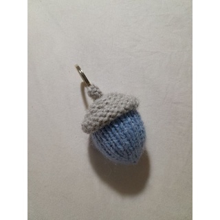 Móc Khóa Quả Sồi Handmade bằng Len
