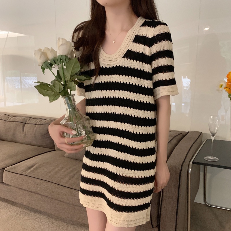 Đầm Dệt Kim Ngắn Dáng Rộng Họa Tiết Kẻ Sọc Màu Tương Phản Thời Trang Mới Cho Nữ