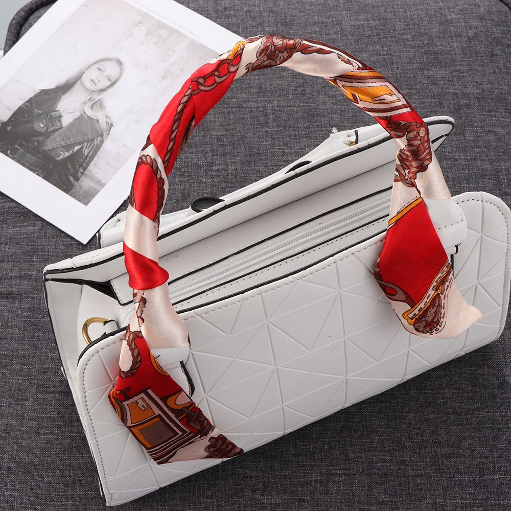 Khăn lụa nhỏ quấn tay cầm túi xách thời trang xinh xắn dành cho nữ