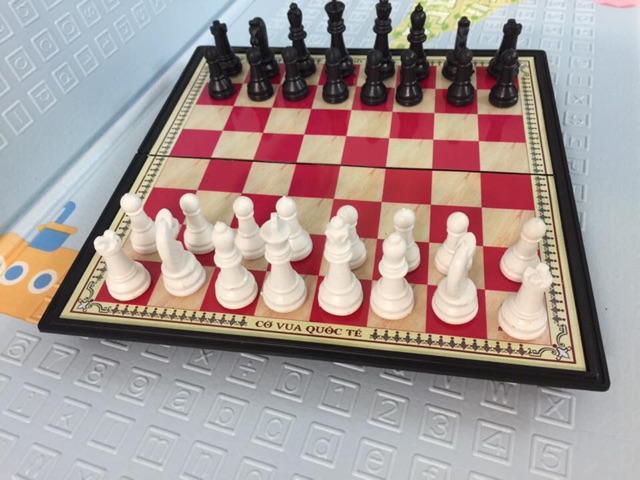 Bộ cờ vua quốc tế nam châm cỡ to và cỡ to đại
