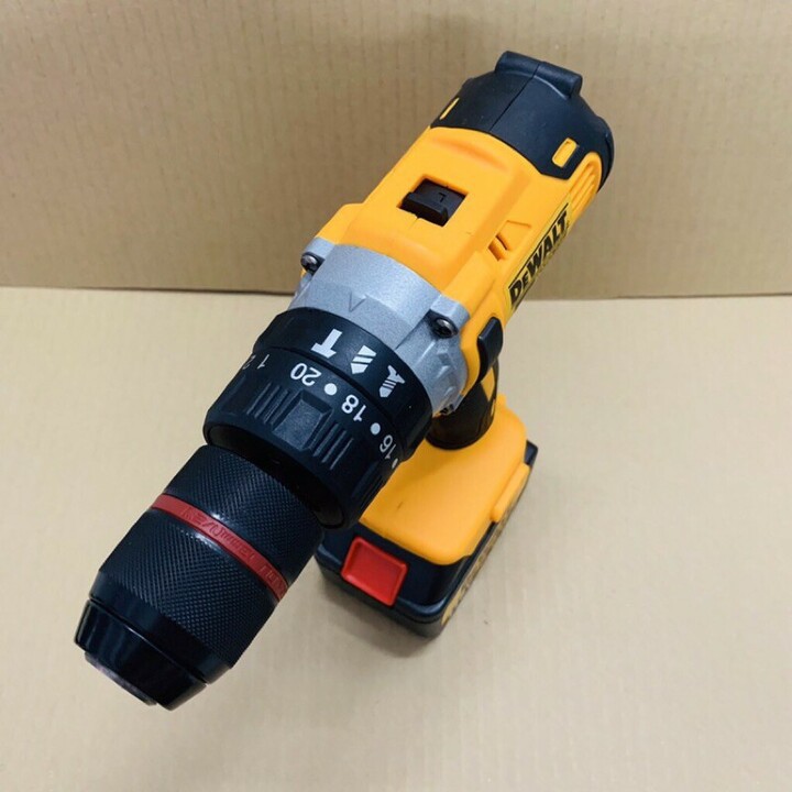 Máy Khoan Pin Dewalt 118V 3 Chức Năng Motor 775, Auto Lock Model DCD 796 _ Nhật Việt official