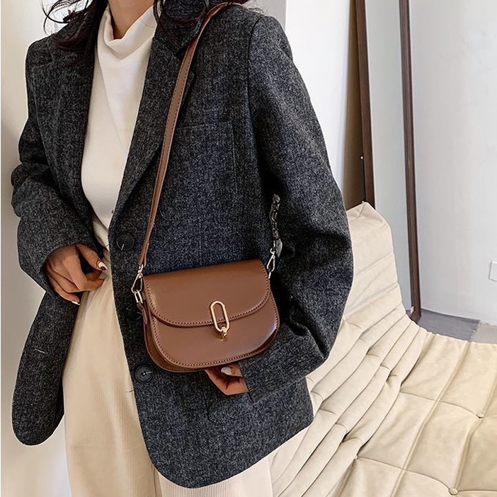 Túi đeo vai - đeo chéo - hình vuông nhỏ - phong cách vintage  - TX024