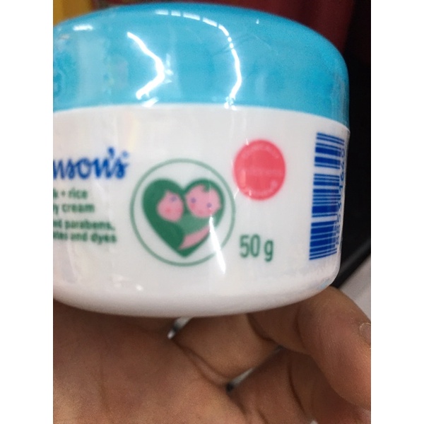 Kem nẻ Johnson Baby chống khô nẻ mùa đông cho bé 50g