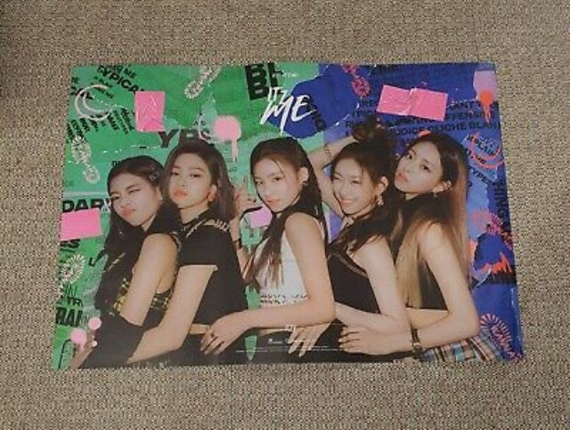 Ảnh ITZY - Itz Me có sẵn | BigBuy360 - bigbuy360.vn