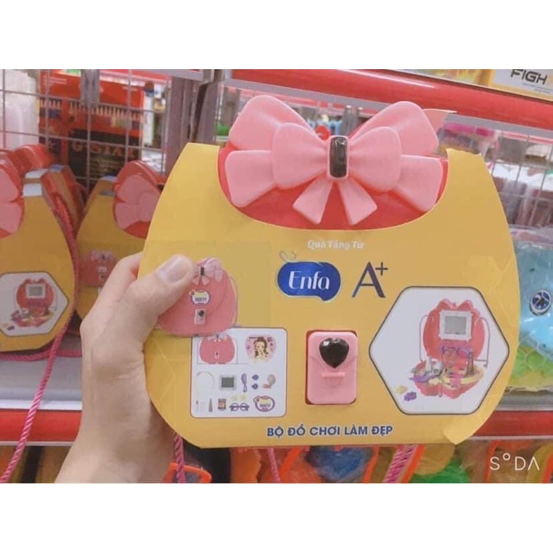 BỘ ĐỒ CHƠI TRANG ĐIỂM QKM enfa