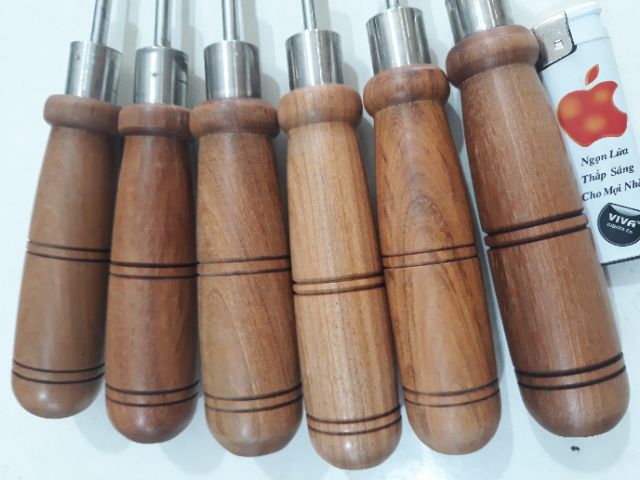 Tô vít CROSSMAB 5x300/6x300 cán gỗ