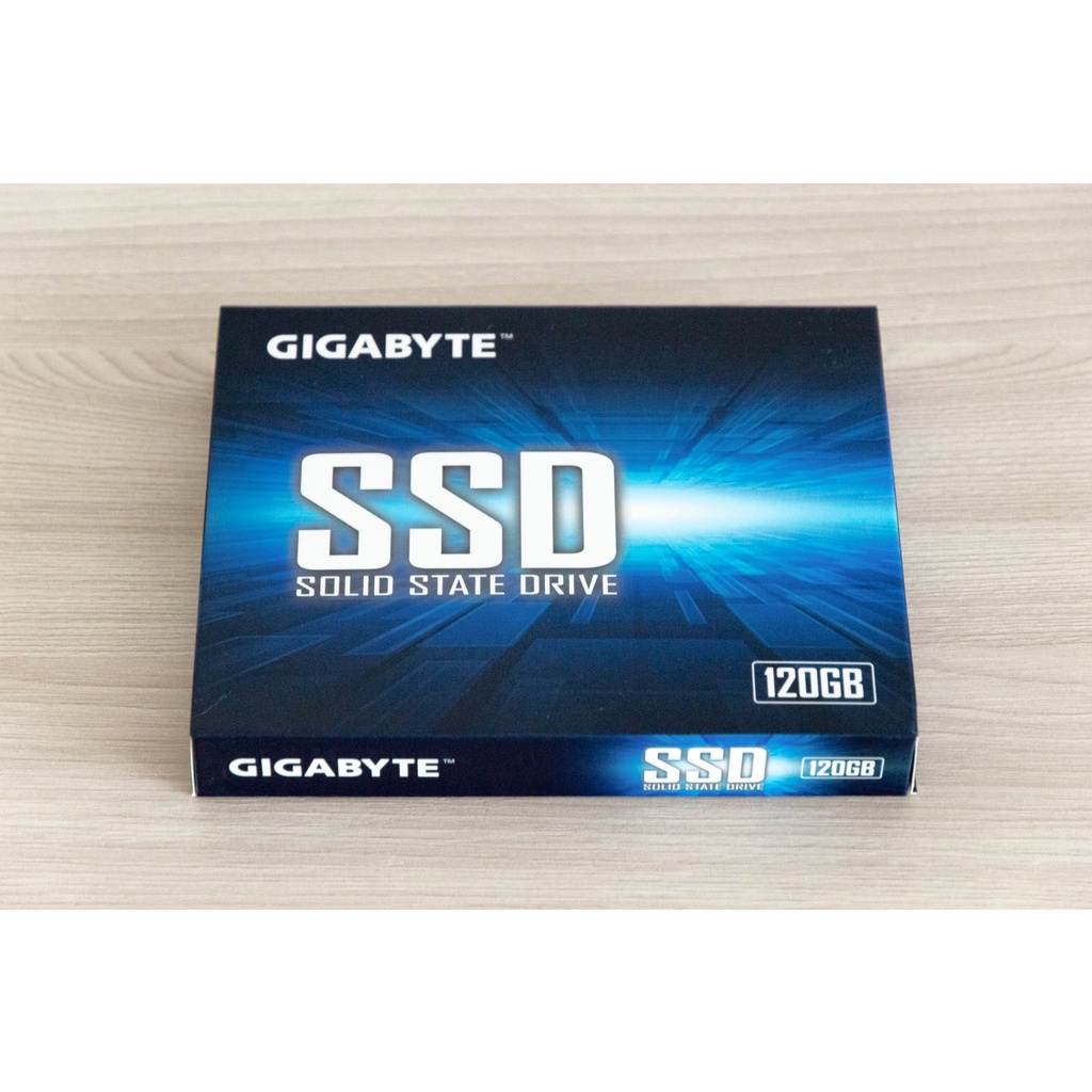 [tặng dây sata xịn] Ổ cứng SSD Gigabyte 120GB SATA 2,5 inch (Đoc 500MB/s, Ghi 420MB/s) Chính hãng bảo hành 36 tháng