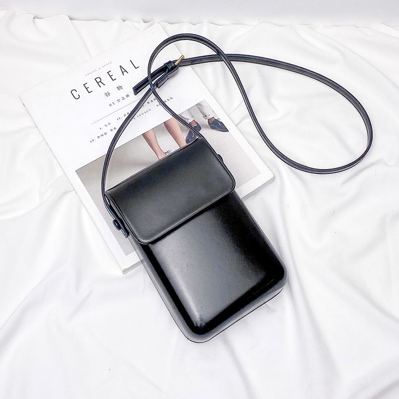 Túi Đeo Chéo Dạng Dọc Theo Phong Cách Retro Với 5 Kiểu Dáng Khác Nhau