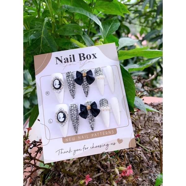 Nailbox thiết kế sang trọng tặng keo và dũa , móng tay giả đính chamr , mẫu nail đẹp , Nail box xinh