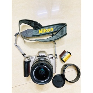 Máy ảnh film Nikon Us + lens Sigma macro 28-80 macro tỷ lệ 1:2
