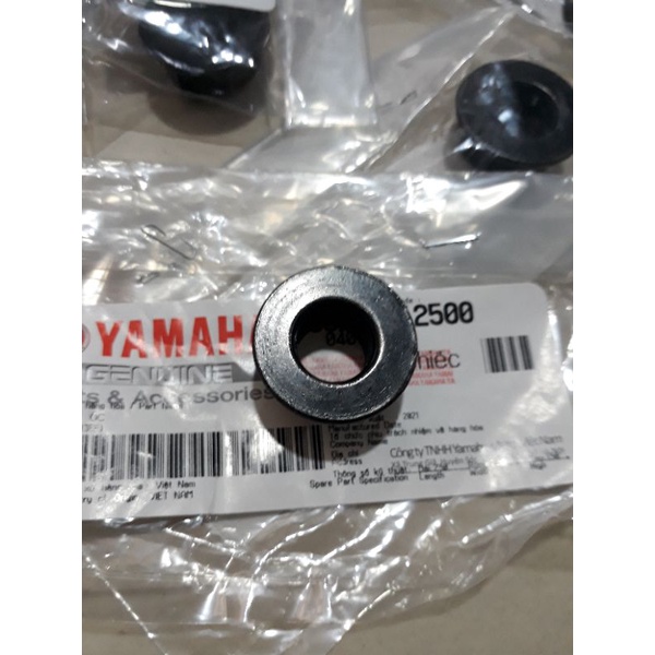 Ốc vô lăng khóa 17 Yamaha