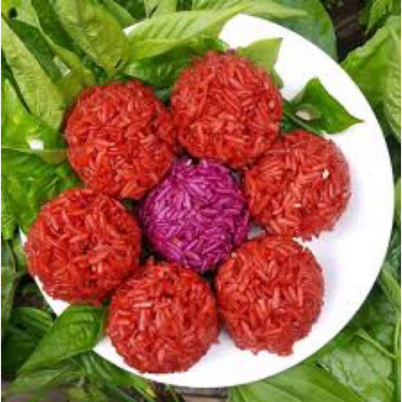 lá cẩm tươi tạo màu ( đỏ, tím). có thể nấu nước để ngăn đá dùng dần(cây tươi nên mọi người chọn vận chuyển J&T ạ)