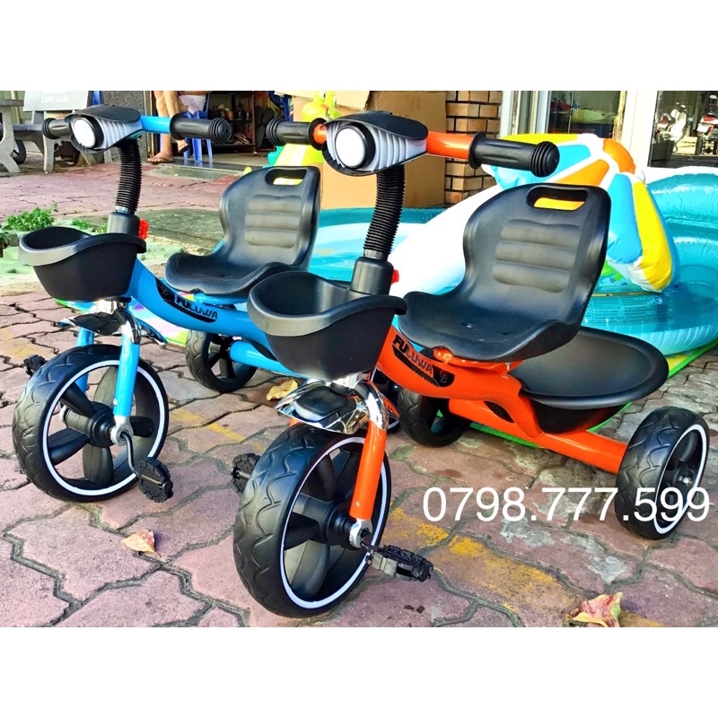 xe đạp 3 bánh có nhạc đèn trẻ em