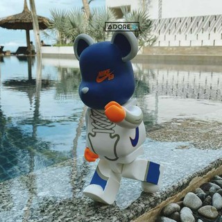 Tượng Bearbrick NlKE SB 400%