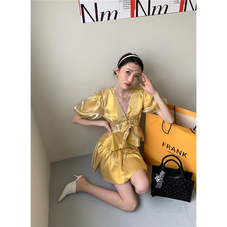 Bộ Trang Phục Hai Mảnh Gồm Áo Và Váy Ngắn Phong Cách Hong Kong Cổ Điển Sang Trọng Dành Cho Bạn Nữ Mặc Hàng Ngày