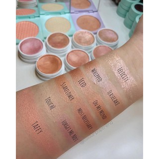 ĐỌC MÔ TẢ - Phấn bắt sáng Colourpop highlighter super shock cheek