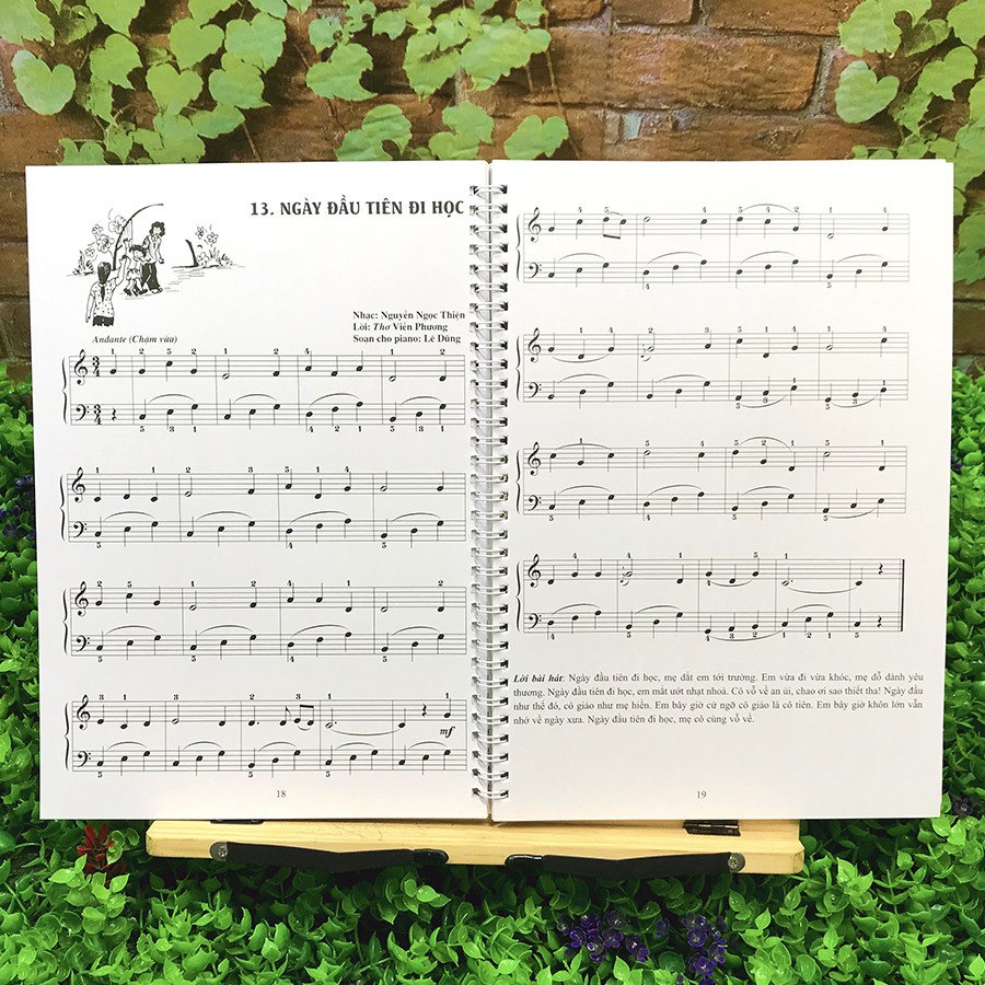Sách - Piano cho thiếu nhi - tuyển tập 220 tiểu phẩm nổi tiếng