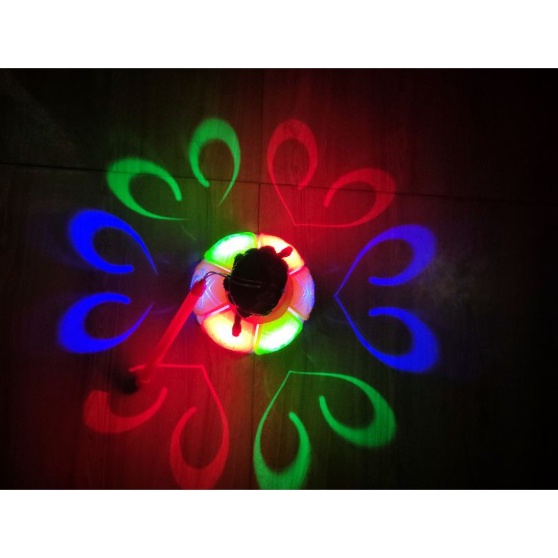 Đồ chơi búp bê ELSA, Bạch Tuyết, Spider Man xoay 360 độ có đèn, có nhạc cho bé