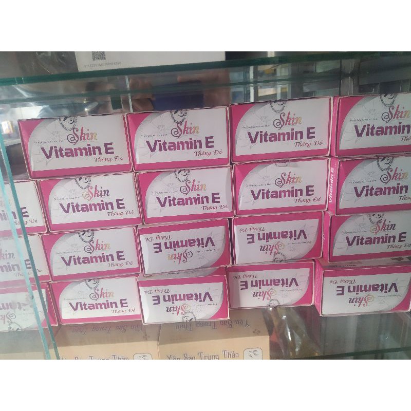 Skin Vitamin E đỏ - Tinh dầu thông đỏ, tinh dầu hoa anh thảo (hộp 4vỉ *10viên) | BigBuy360 - bigbuy360.vn
