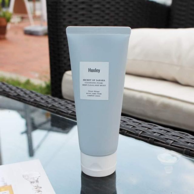 Sữa rửa mặt sạch sâu Huxley Deep Clean, Deep Moist