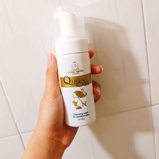 Bọt khử mùi phụ khoa QUEEN CARE