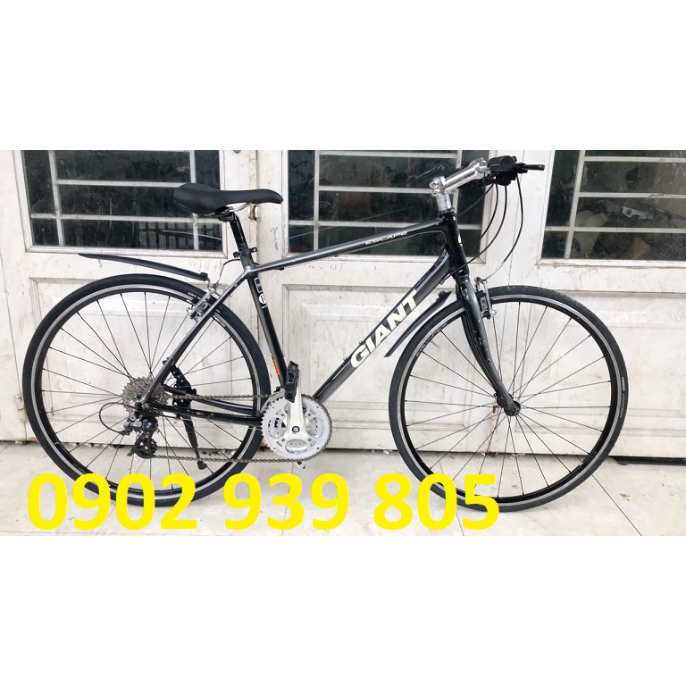 3 dĩa XE NHẬT BÃI TOURING GIANT ESCAPE R3 SIZE 47 thương hiệu mỹ.hàng nội địa nhật 700C cao 1m65-1m75 chạy