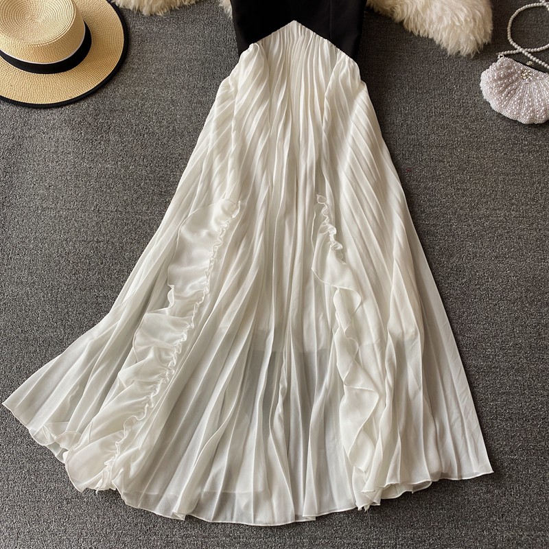 Váy hai dây phối voan trắng thiết kế
