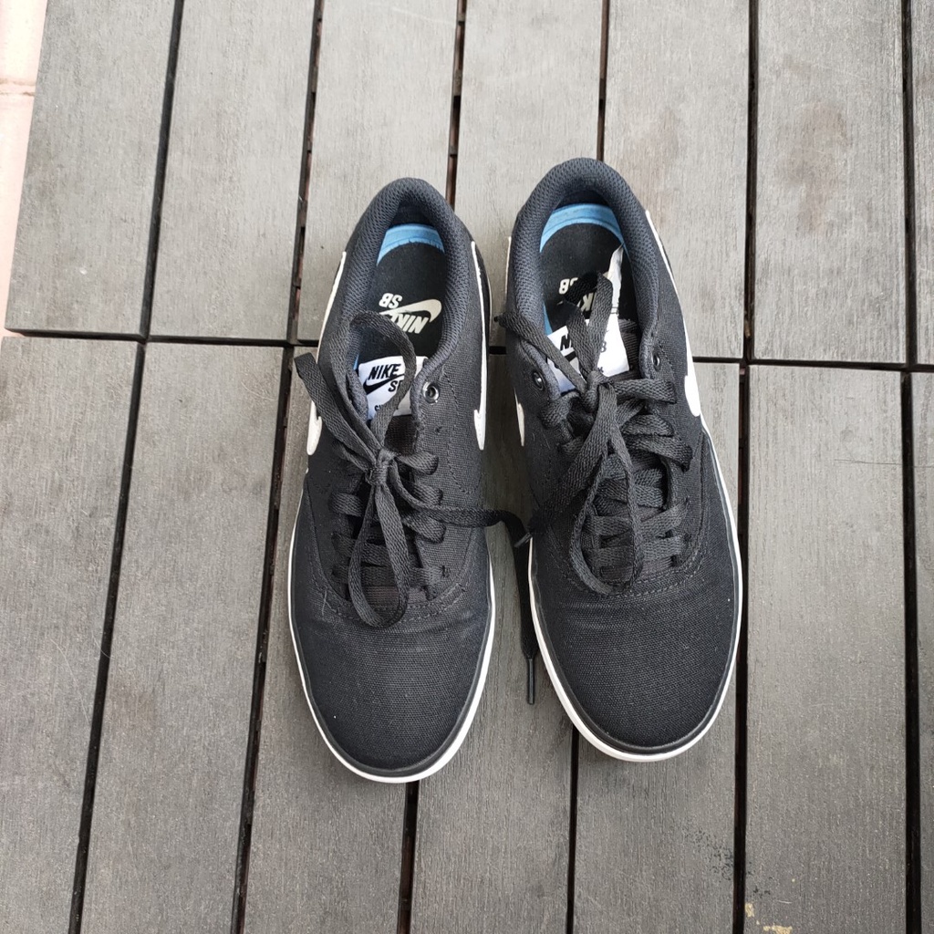 Giày thể thao size 38 tuyển second-hand Đồ Si Bon TT65 sneaker