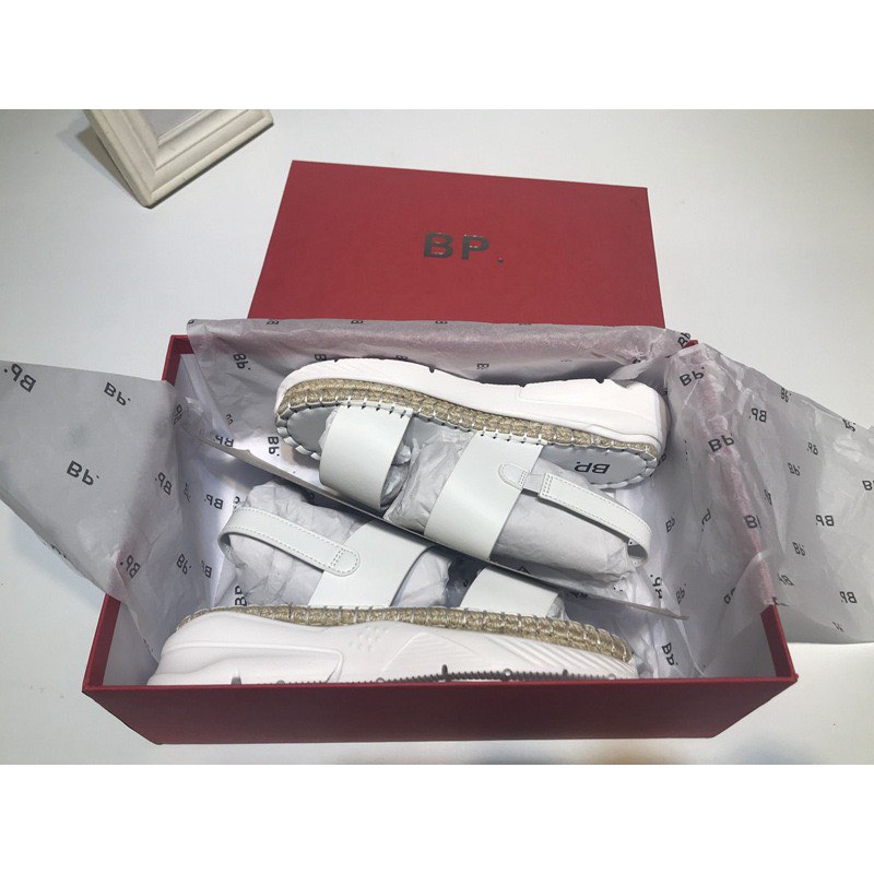 Sandal quai da cá tính 2 màu cho nữ full box 0107SD