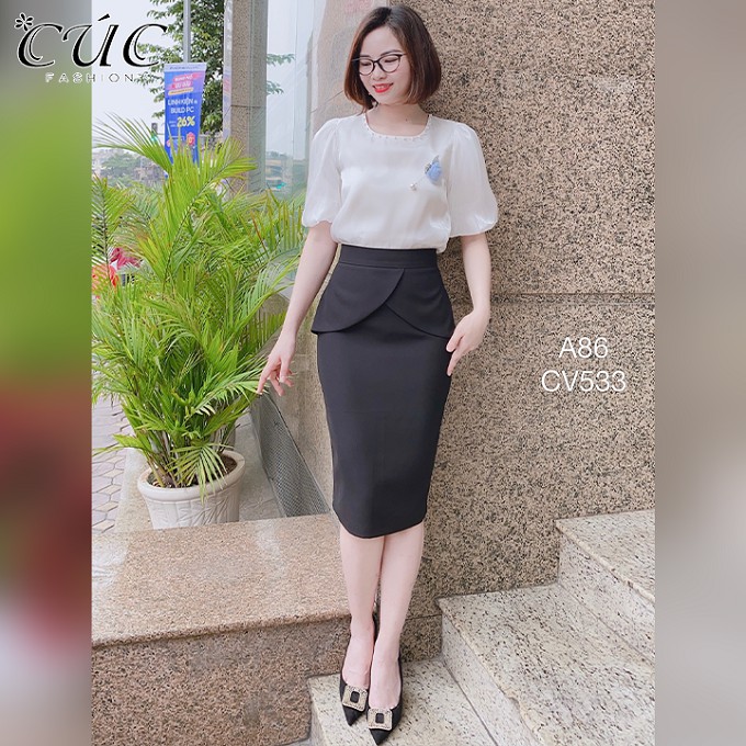 Áo sơ mi nữ công sở cao cấp Cúc Fashion A86 somi oganza hoa cài