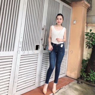 Quần jean nữ dáng basic