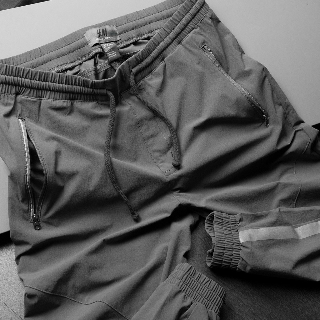 Quần jogger gió chần bắt sáng GJg20203 | BigBuy360 - bigbuy360.vn