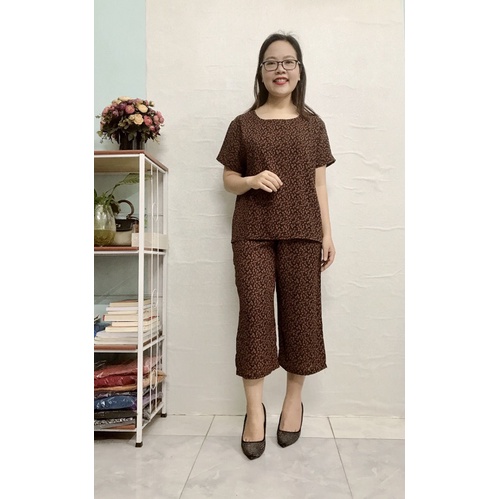 Bộ Đồ Trung Niên - Bộ Đồ Chất Lụa Hàn Cộc Tay Quần Lửng Ống Rộng Cho Mẹ Cho bà