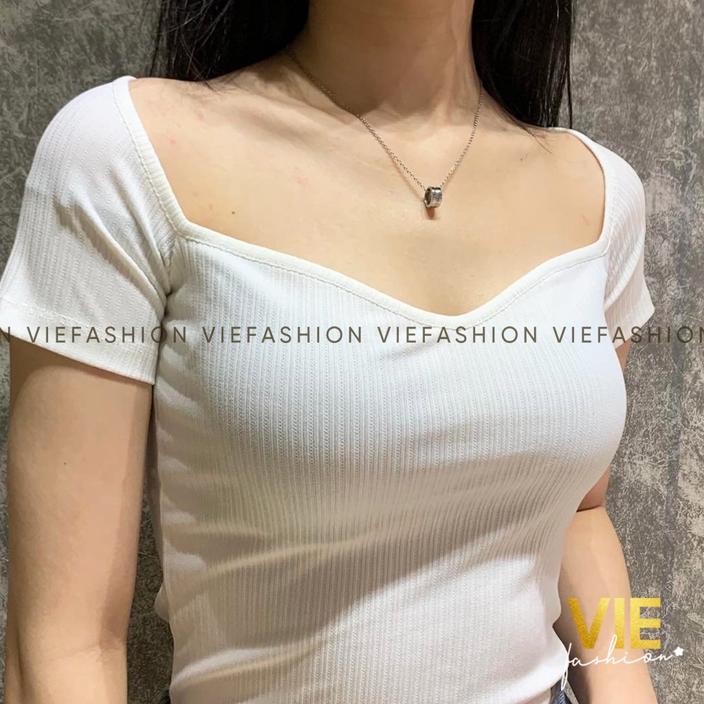 Áo thun nữ VIE fashion cổ áo cánh én ôm ngực. Áo thun nữ cổ rộng ôm ngực dáng lửng tôn ngực. Mã 2203-01