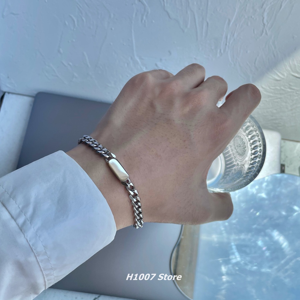 Vòng tay làm từ thép titan thiết kế đơn giản thời trang cho nam và nữ