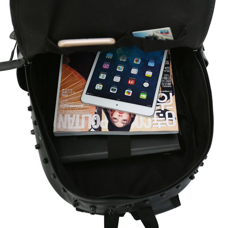 Ba Lô Da PU Đính Đinh Tán Phong Cách Anh Quốc Cá Tính Cho Nam