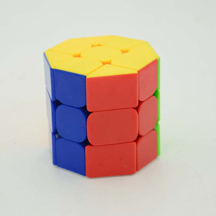 Rubik biến thể tam giác, hình trụ, hình lục giác, hình táo, hình quả chuối, hình quả chanh