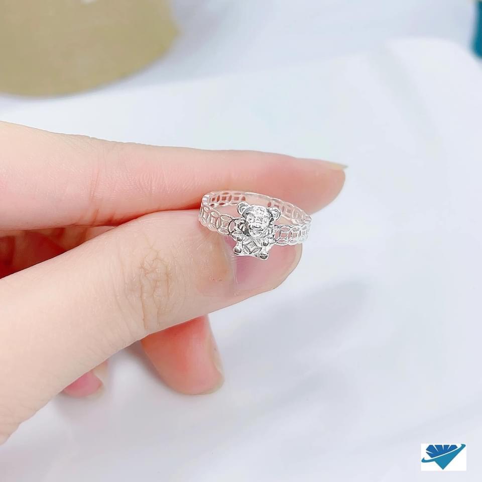 Nhẫn kim tiền bạc thật hình chú hổ đem lại may mắn tài lộc