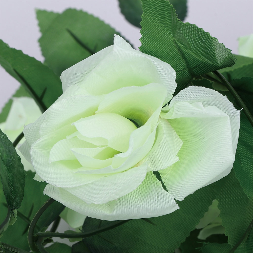 Hoa hồng trắng nhân tạo có lá xanh lá làm bằng lụa cho trang trí