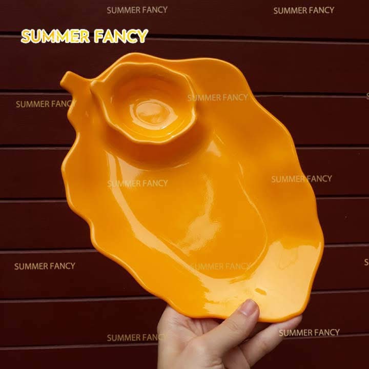Dĩa đựng trái cây lá có chén tương 25 x 17 cm cao cấp đĩa phíp đen nâu - Leaf dish F-DTC06