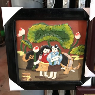 Tranh gốm Bát Tràng hoạ tiết nổi