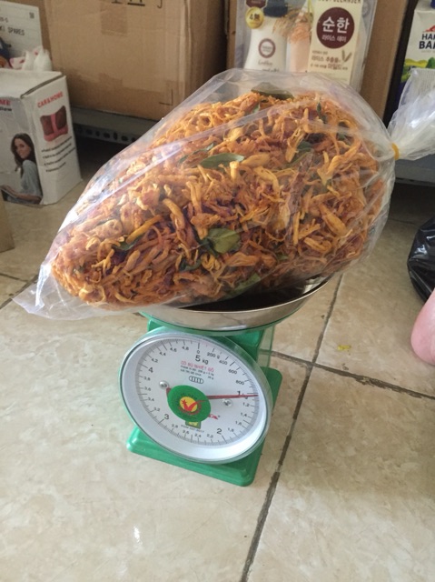 500g Gà khô xé cay lá chanh thơm ngon | BigBuy360 - bigbuy360.vn