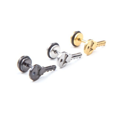 Bông Tai Nam Hình Chìa Khóa Titan Ko Rỉ TT 2341