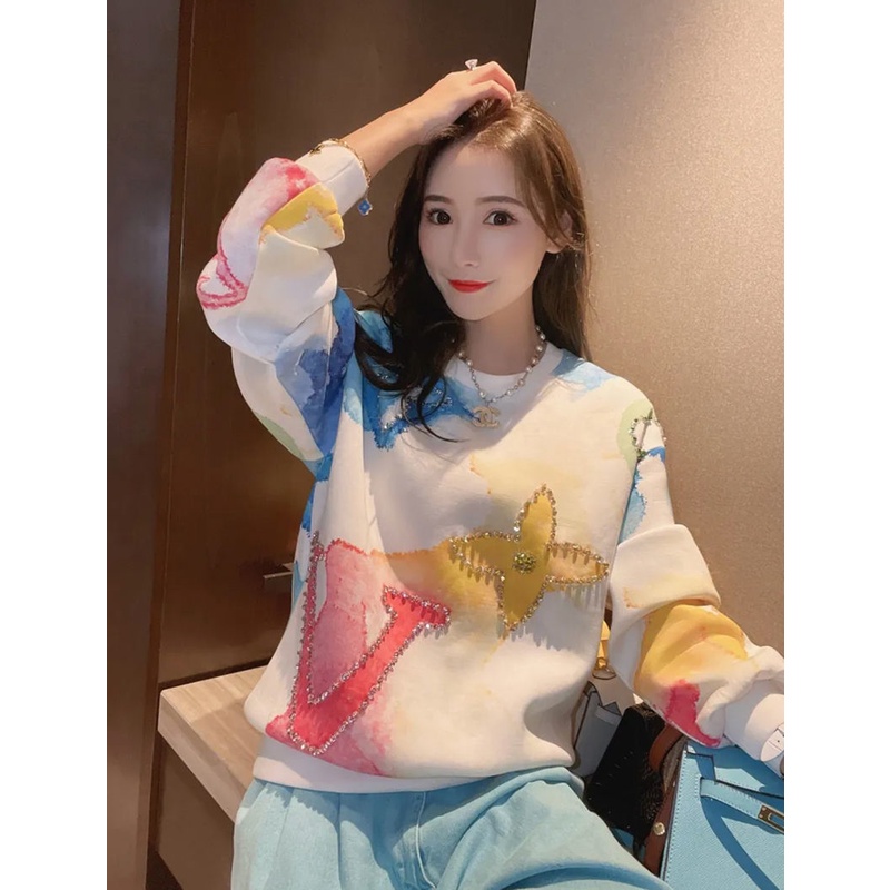 Áo sweater nhung dày đính đá màu nước phong cách mùa thu 2021