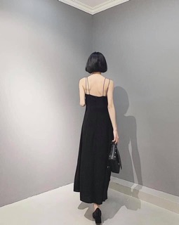 ĐẦM MAXI ĐEN 2S XẺ xt
