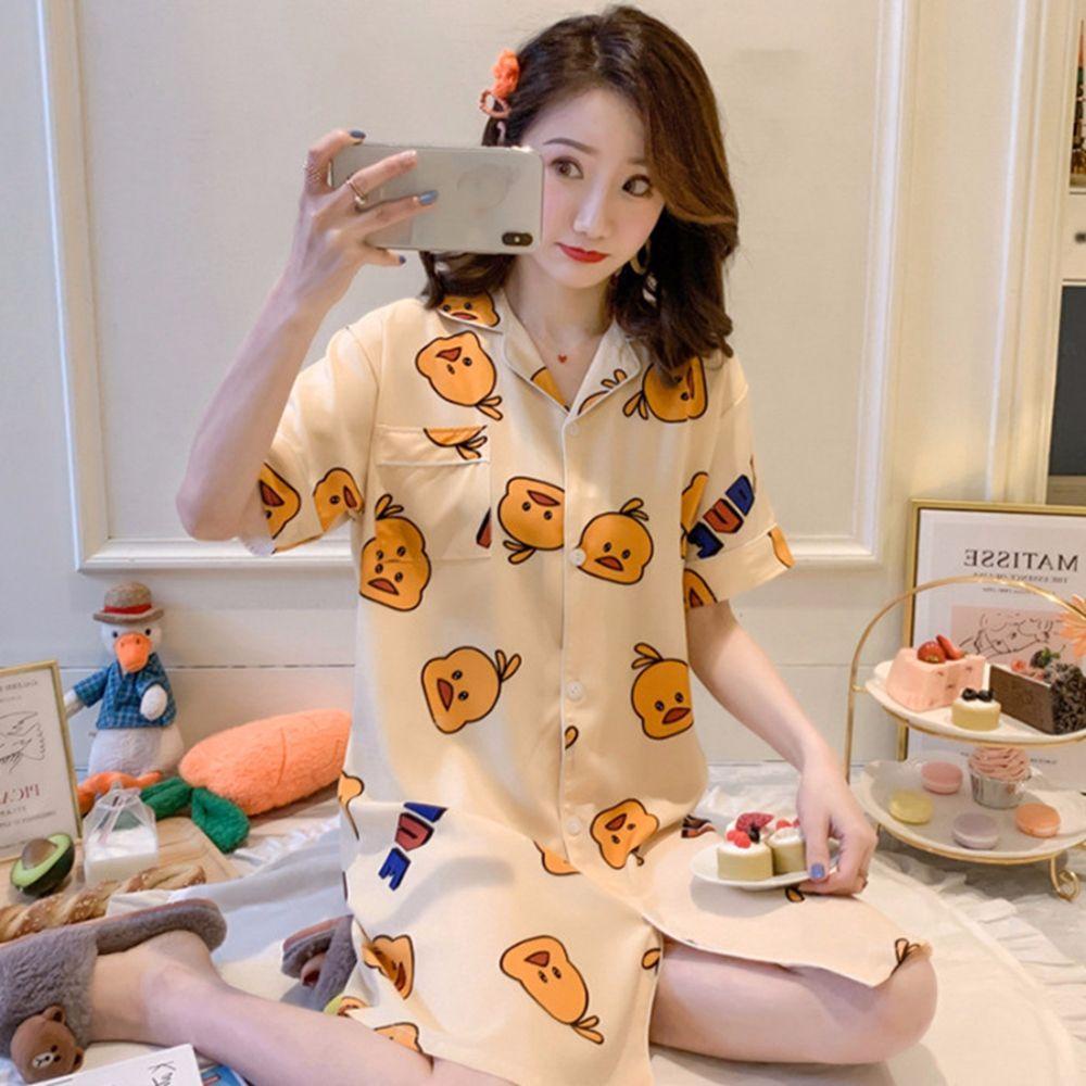 Áo Ngủ Bằng Lụa In Hoạt Hình Vịt Và Ong Thoải Mái Dành Cho Nữ