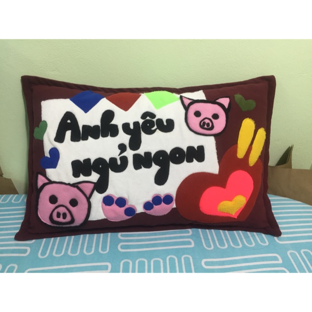 Gối handmade tặng người thương