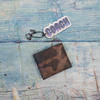 Ví Nam Coach Camo siêu cá tính ,chính hãng 100%