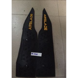 Thảm lót chân cao su cho xe AB nhiều đời.