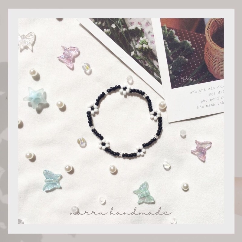 Vòng tay hoa cúc handmade Joy Red velvet 💕